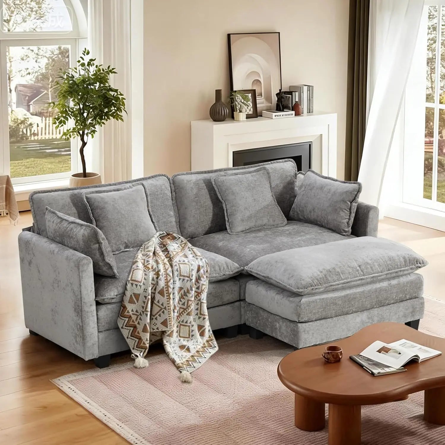 Shaped Modular Sectional Sofa with Ottoman